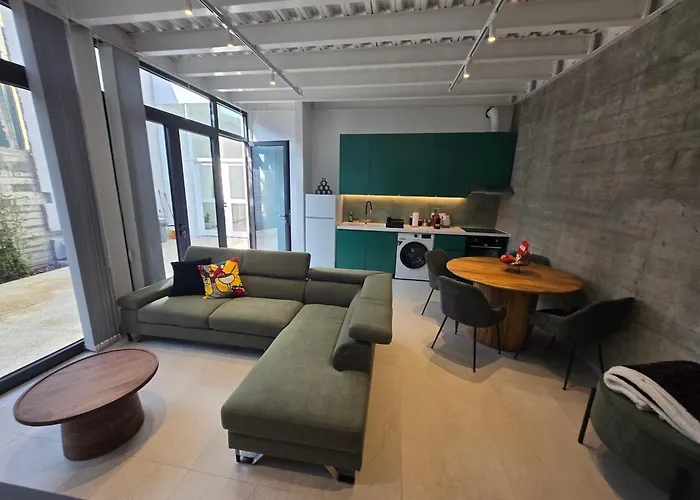 Leaf - Old * Limassol