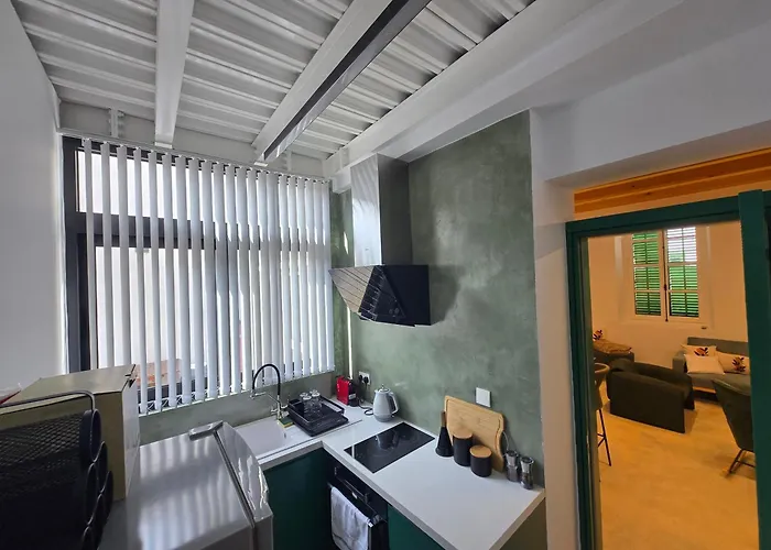 Leaf - Old * Limassol