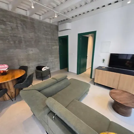 Apartment Leaf - Old Limassol